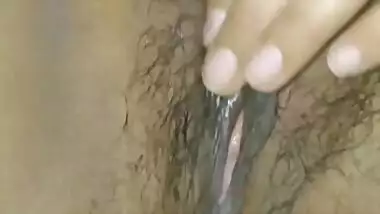 Meri Mast Moti Gaand Riya Bhabi Pussy Closeup Hairy Pussy