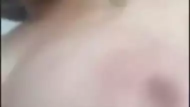 Desi big boobs bhabi selfie video making