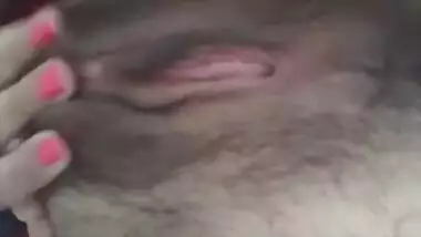 Desi village bhabi sexy pussy fucking video-8