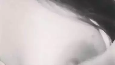 Sexy Desi Girl Showing Boob New Clip Update