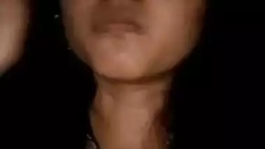 Bangladeshi Girl Leaked Videos Part 2