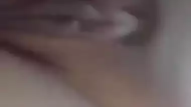 Beautiful sexy Pakistani girl showing