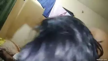 Sexy Indian Girl Sucking Vdo