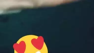 18 year old teen sucks deeply her boy friend