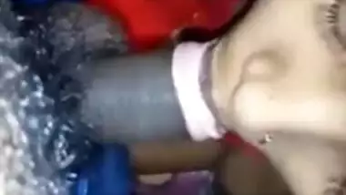 Loving Desi woman is always ready to suck husband's XXX banana
