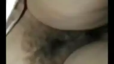 Lecherous Desi auntie has no shame to demonstrate her hairy XXX bush