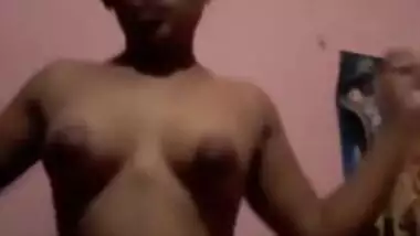 Cute Kolkata Girl Nude Selfie