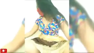 Indian Desi Bhabhi on video call masterbating very hard part 2