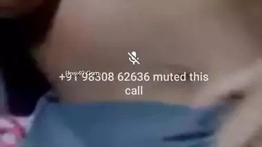 Today Exclusive-village Girl Showing Her Boob On Video Call Part 2