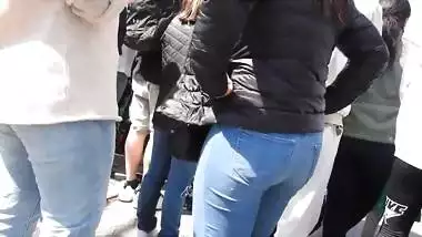 Sexy indian jeans gand butt 
