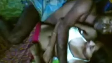 Hot sex for first time by married couple on cam 