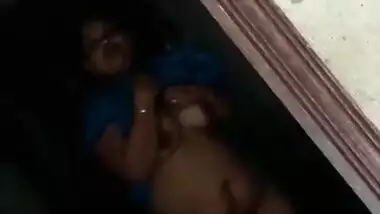 Aunty Showing Neiour