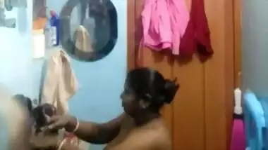 Indian whore closes the door and starts daily XXX striptease home