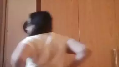 Cute big ass Indian girl nude viral videos exposed