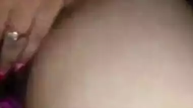 Indian married barkha fuck and fuck Her husbnd Friend