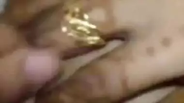 Indian sexy village bhabi first time fucked by friend 