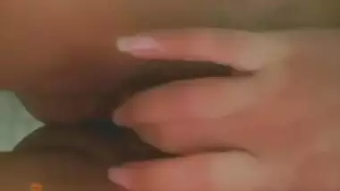 Pink pussy Pakistani girl nude MMS
