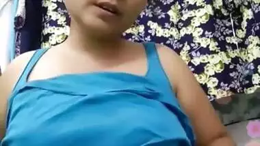 Bengali slut on webcam 5