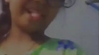 Cute Chashmish Girl Showing