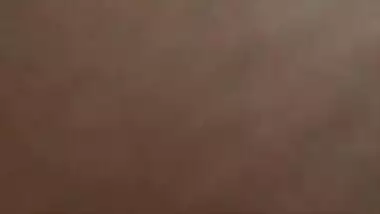 Desi guy licking delhi girls pussy and girl loud moaning