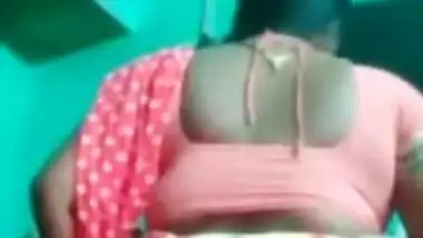 Today Exclusive- Desi Bhabhi Showing Her Big Ass And Pussy Part 2