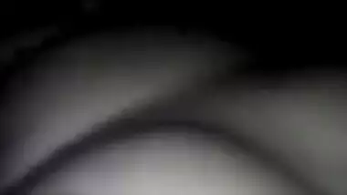 Pretty Desi woman receives pleasure from XXX stick in MMS video