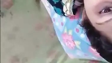 Desi Doodhwali Milf Aunty 2 Videos 1