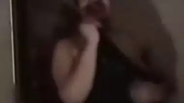 Bangladeshi girl huge boobs showing at night on video call