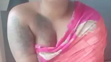 Tamil Amma Ilaria teaches her step son how to pleasure a women