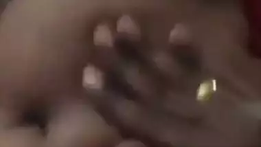 Saree girl boob show to lover and boob press