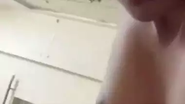 Mallu hot IT girl topless video call chat with lover