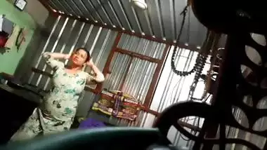 Mom Daughter Both are On Spy This Time Part 2