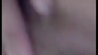 Cute Desi Girl Showing Her Pussy