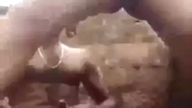 Bihari village bhabhi outdoor sex mms with boyfriend