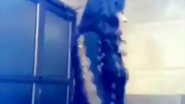 Muslim girl performing in private Mujra