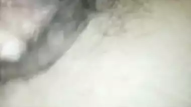 Sexy pussy Desi girl rubs her pussy and fingers her cunt