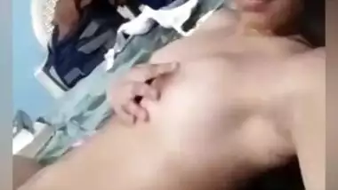 Indian pussy fingering on cam MMS sex video