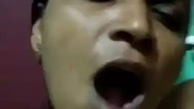 Sexy Indian woman deleted her XXX outfit to flash sex body parts