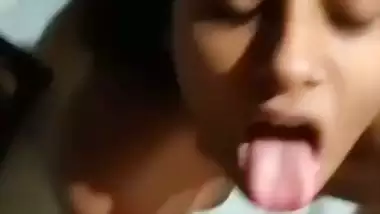 Horny girl takes her lover’s Indian cum in mouth
