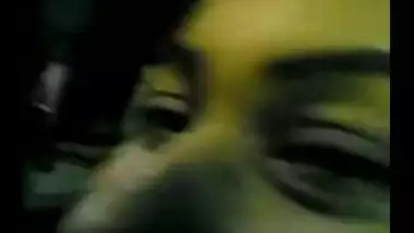 Horny Amateur Aunty Gets Her Pussy Rubbed By Lover