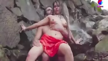 Devadasi Waterfall Sex Video – Hindi Blue Film