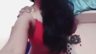 Cheating wife enjoys her lover’s dick deep in her cunt