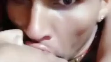 Newly-married couple sex MMS