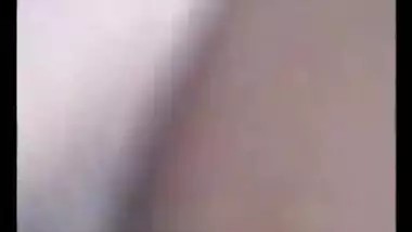 Best Indian blowjob ever.. 1 sings, 1 blows..