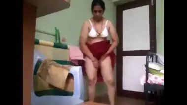 Desi maami