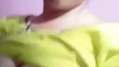Big boobed Sexy Tamil wife milking her tits