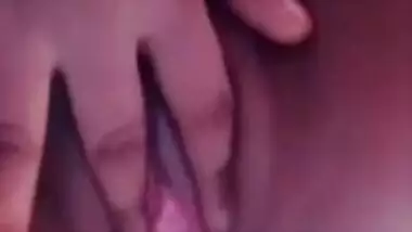 Desi bhabi show her big pussy