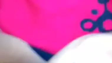 Video of sexy Bengali GF kissing and fucking with BF