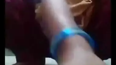 Desi village aunty make her own nude