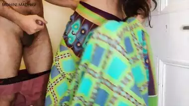 Brother In Law Fucking Her Bhabhi In Green Saree In Standing Position Hindi Audio